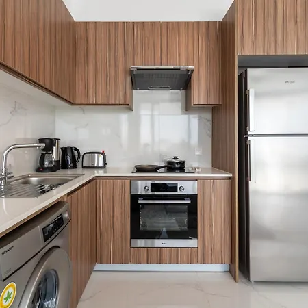 Taupe's 2-bedroom In Apartmán